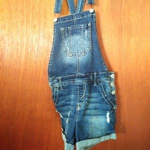 Overall shorts